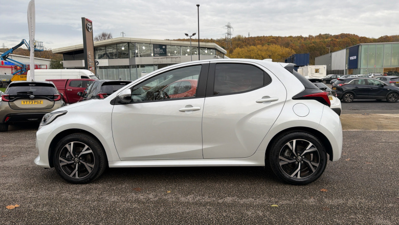 Toyota Yaris 1.5 Hybrid Design 5dr CVT Hybrid Hatchback